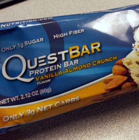 Almond Crunch Quest Bar