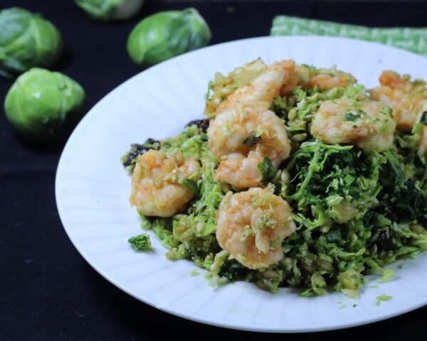 Greens & Grains Shrimp Salad // FITaspire.com