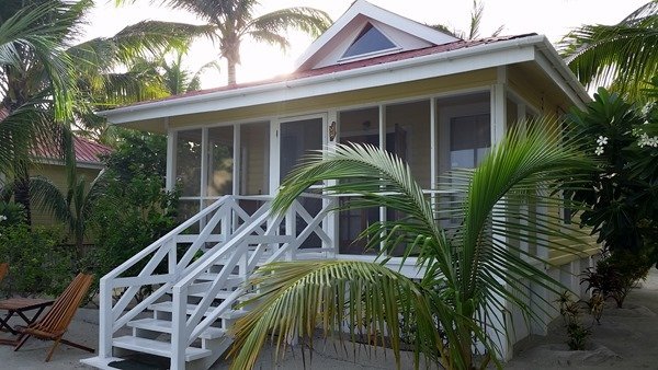 Scuba Diving in Belize // Turneffe Resort Private Villa